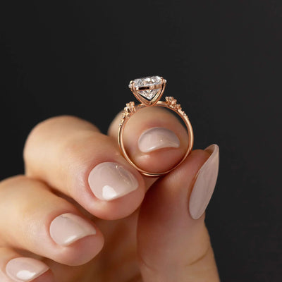 Side view of The Celeste's cluster setting showcasing the moissanite's brilliance