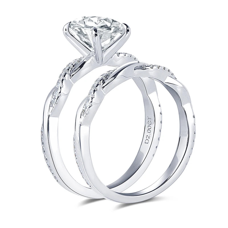 The Isabella Oval Cut Pave Moissanite Ring Set - Solstice