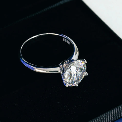 The Camille | Round Cut Moissanite Solitaire Engagement Ring