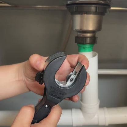 PipeJaws™ Ratcheting Pipe Cutter